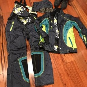 Divas women’s ski suit